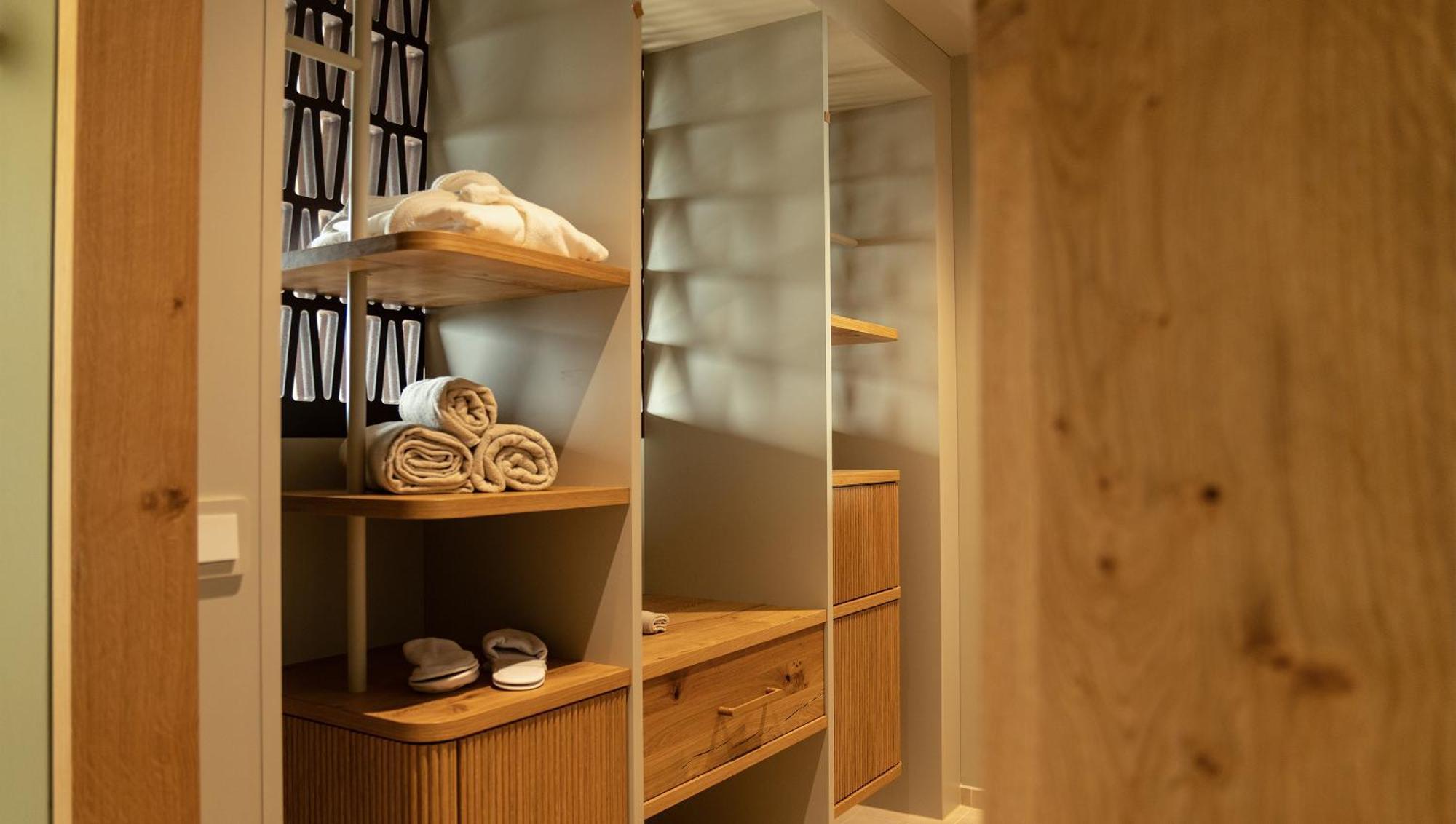 Waldweit Rheingau Hotel Und Retreat Kiedrich Ngoại thất bức ảnh